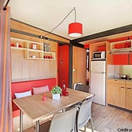 3 Etoiles - Piscine - Eeigai Chalet *